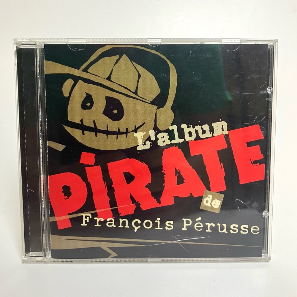 François Pérusse L'album Pirate CD 2002 Y2K Humour Québec Années 2000